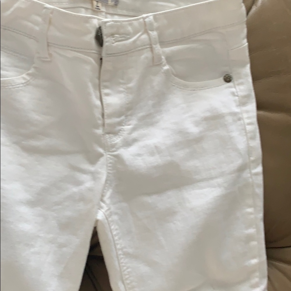 Jeans - Picture 2 of 3